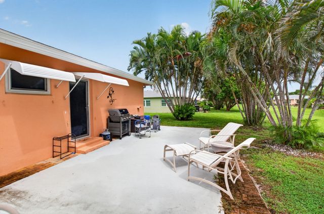 190 N HIGH POINT Boulevard A, Boynton Beach, FL 33435