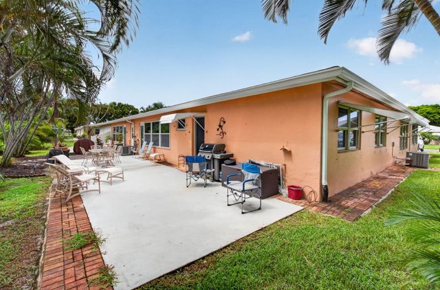 190 N HIGH POINT Boulevard A, Boynton Beach, FL 33435