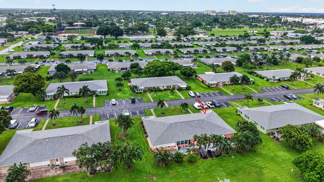 190 N HIGH POINT Boulevard A, Boynton Beach, FL 33435