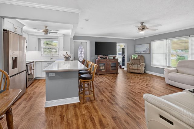 190 N HIGH POINT Boulevard A, Boynton Beach, FL 33435