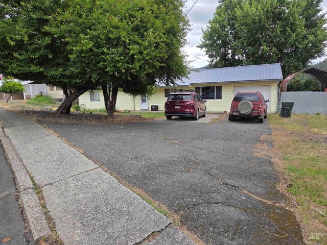 256 Shasta Circle, Orofino, ID 83544