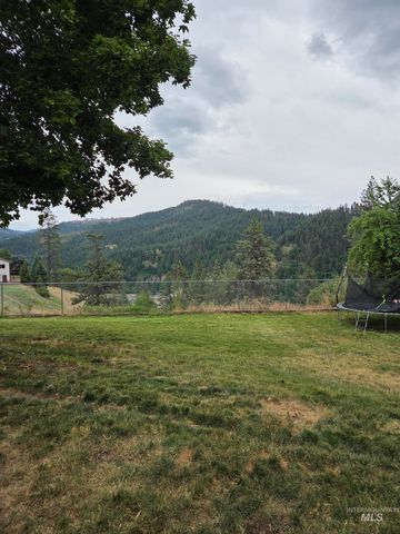 256 Shasta Circle, Orofino, ID 83544
