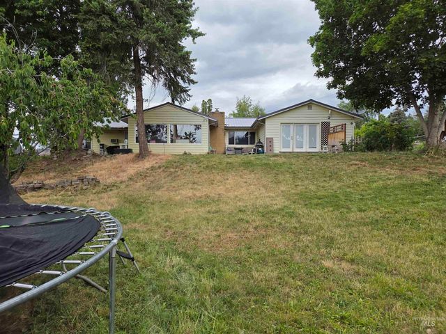 256 Shasta Circle, Orofino, ID 83544