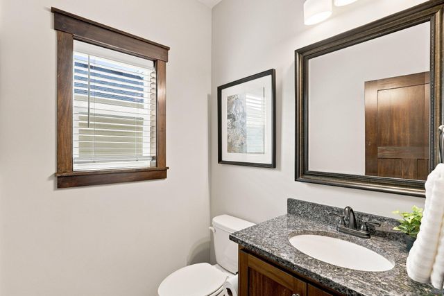 7801 Ava Trail, Inver Grove Heights, MN 55077
