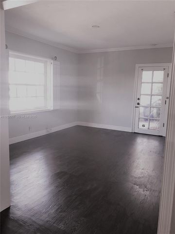 1628 NE 4th Pl, Fort Lauderdale, FL 33301