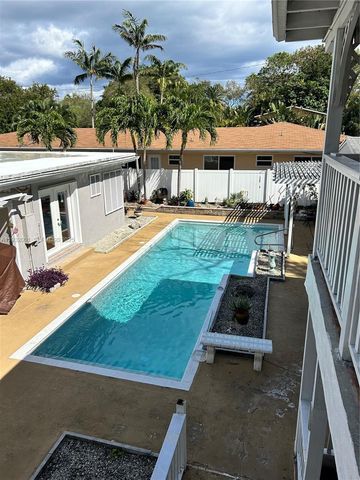 1628 NE 4th Pl, Fort Lauderdale, FL 33301