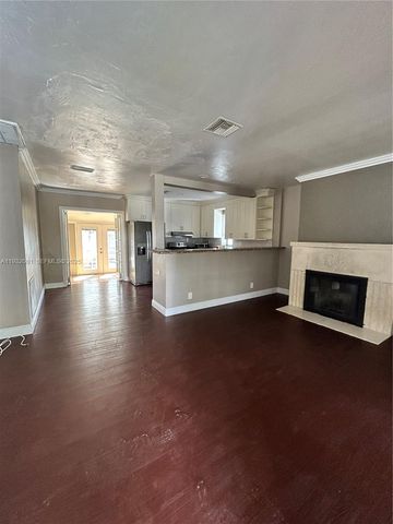 1628 NE 4th Pl, Fort Lauderdale, FL 33301