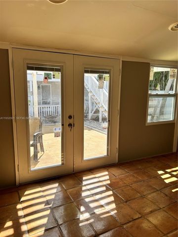 1628 NE 4th Pl, Fort Lauderdale, FL 33301