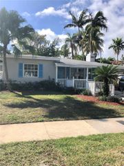 1628 NE 4th Pl, Fort Lauderdale, FL 33301