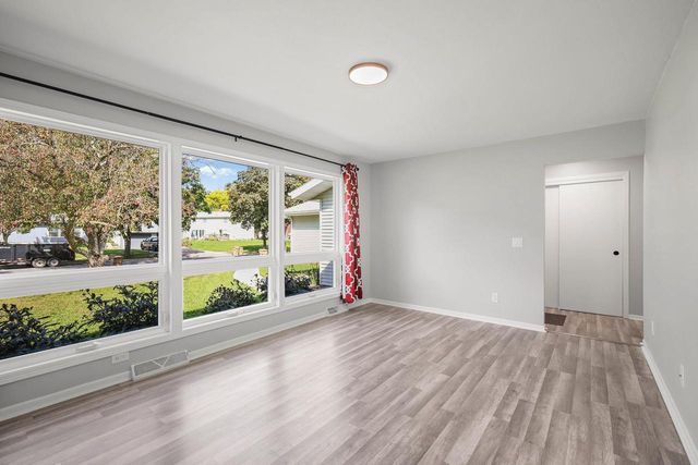 2109-2111 Adderbury Circle, Madison, WI 53711