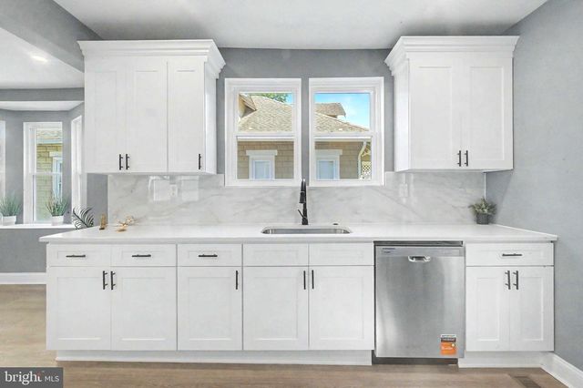 224 W OLIVE ST, Westville, NJ 08093