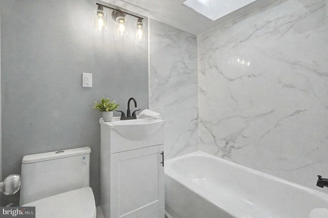 224 W OLIVE ST, Westville, NJ 08093