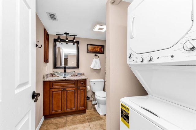 9050 MIDNIGHT PASS ROAD 1, Sarasota, FL 34242