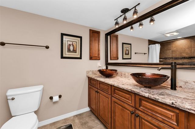 9050 MIDNIGHT PASS ROAD 1, Sarasota, FL 34242