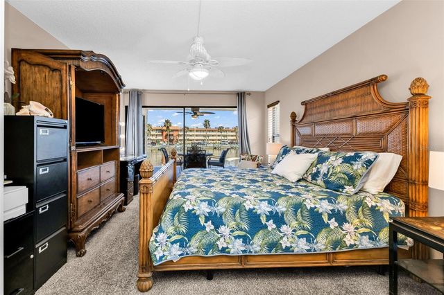 9050 MIDNIGHT PASS ROAD 1, Sarasota, FL 34242