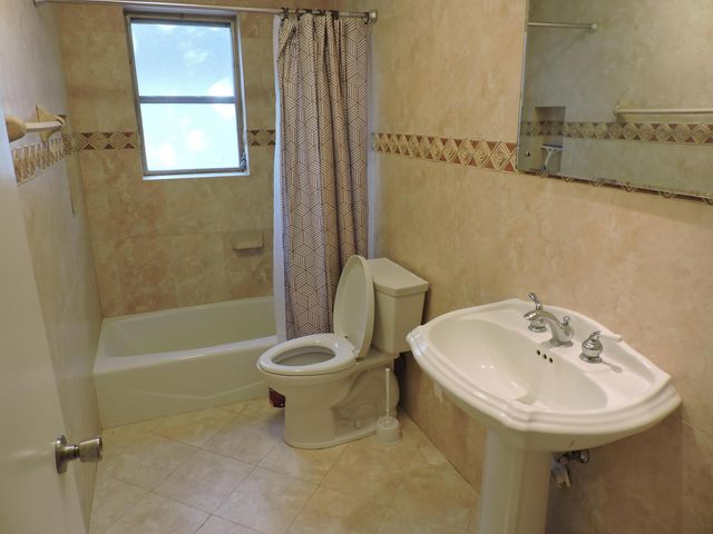 4529 Square Lake Drive, Palm Beach Gardens, FL 33418