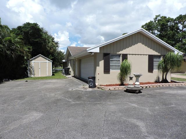 4529 Square Lake Drive, Palm Beach Gardens, FL 33418