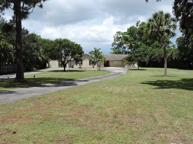 4529 Square Lake Drive, Palm Beach Gardens, FL 33418