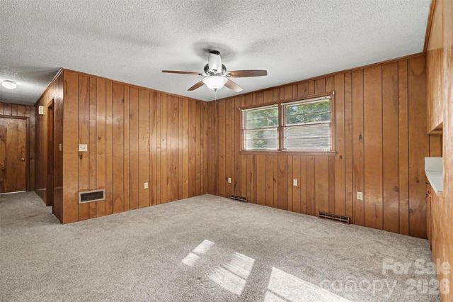 777 Springdale Lane, Gastonia, NC 28052
