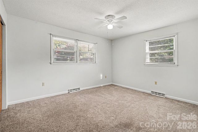 777 Springdale Lane, Gastonia, NC 28052