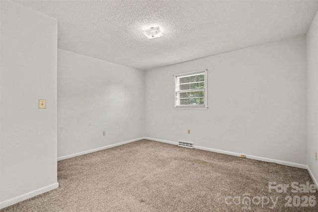 777 Springdale Lane, Gastonia, NC 28052