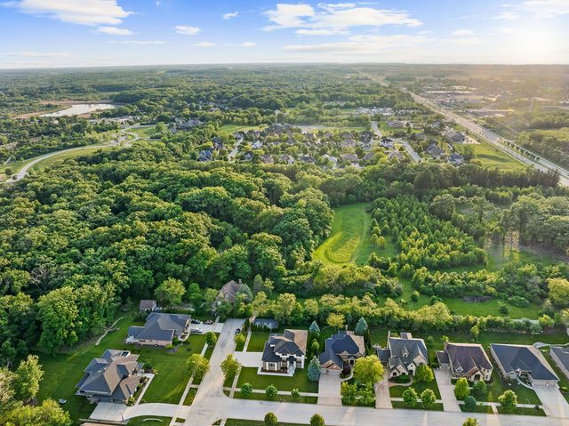 15966 S Crystal Creek Drive, Homer Glen, IL 60491