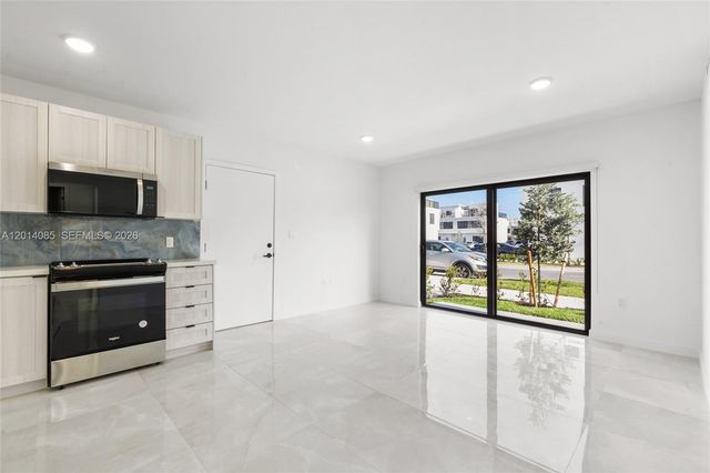14530 SW 261st Ter 1, Homestead, FL 33032