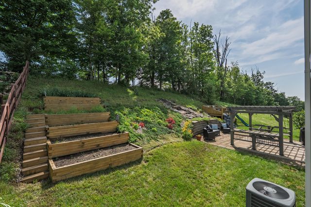 6984 Lucia Drive, Burlington, KY 41005