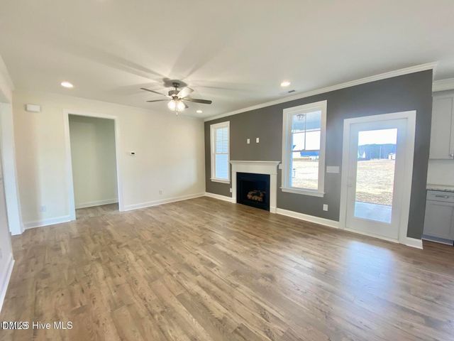 203 Rae Drive, Pikeville, NC 27863