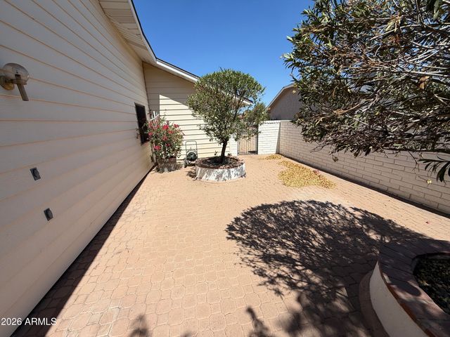 17230 N DESERT GLEN Drive, Sun City West, AZ 85375