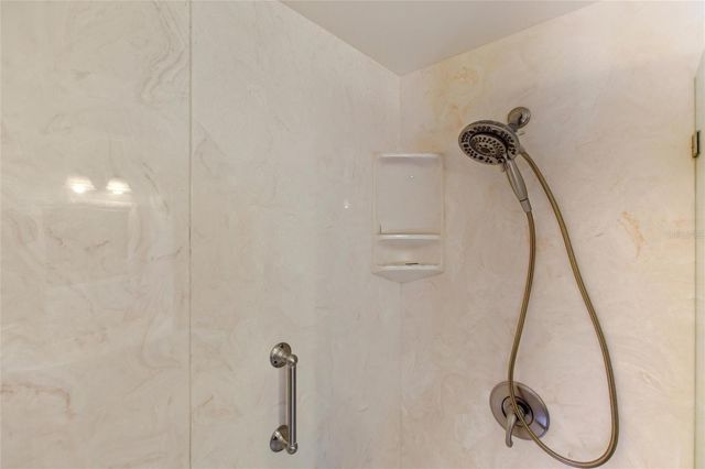 608 LA GORCE DR, Venice, FL 34293
