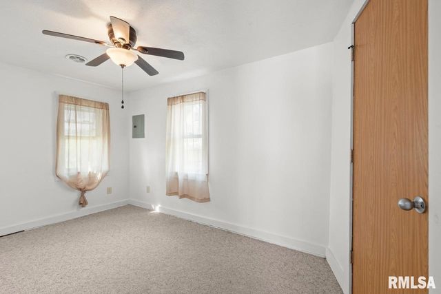4208 S LAFAYETTE Avenue, Bartonville, IL 61607