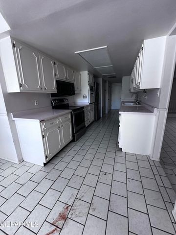 404 E HAGUE Road, El Paso, TX 79902