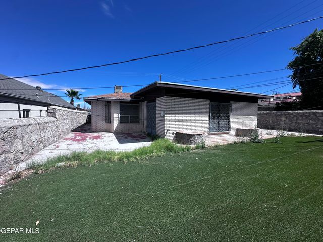 404 E HAGUE Road, El Paso, TX 79902
