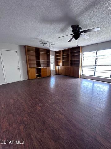 404 E HAGUE Road, El Paso, TX 79902