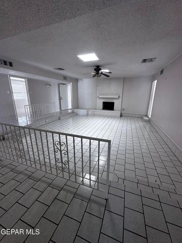 404 E HAGUE Road, El Paso, TX 79902