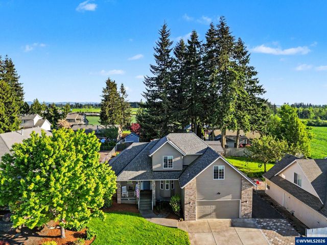 812 SW 8th St, Sublimity, OR 97385
