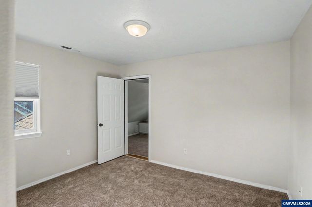 812 SW 8th St, Sublimity, OR 97385