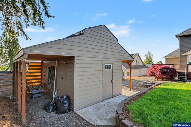 812 SW 8th St, Sublimity, OR 97385