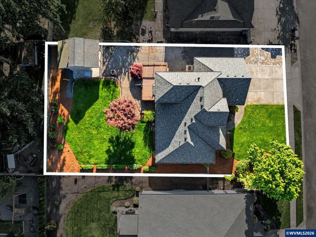 812 SW 8th St, Sublimity, OR 97385