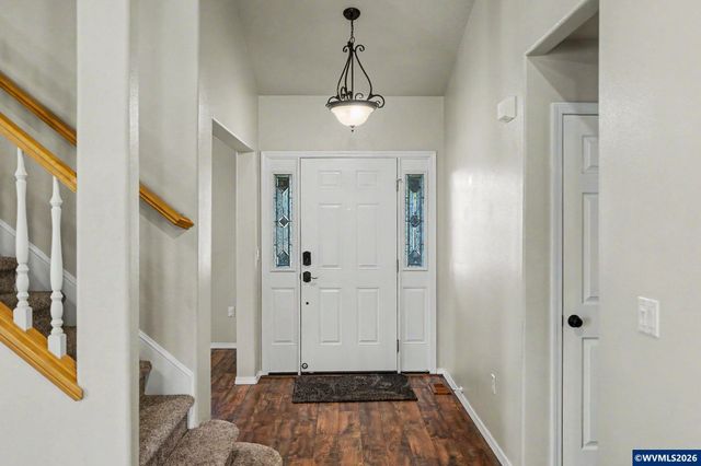 812 SW 8th St, Sublimity, OR 97385