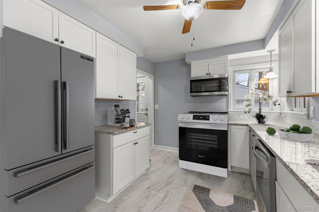 12076 Nathaline, Redford Charter Township, MI 48239