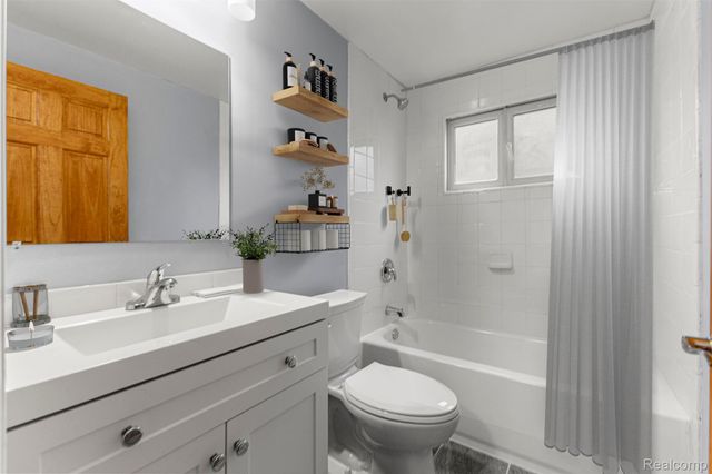 12076 Nathaline, Redford Charter Township, MI 48239