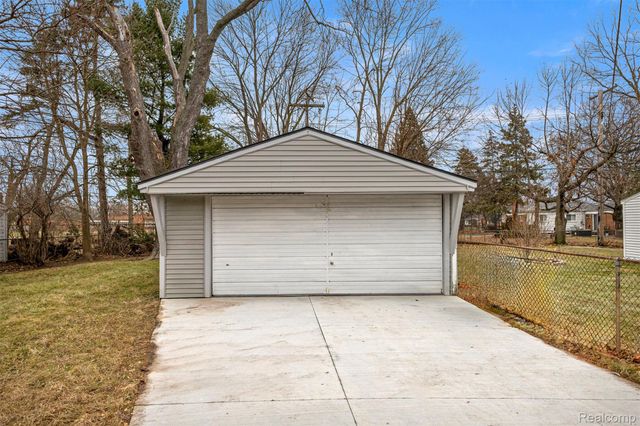 12076 Nathaline, Redford Charter Township, MI 48239