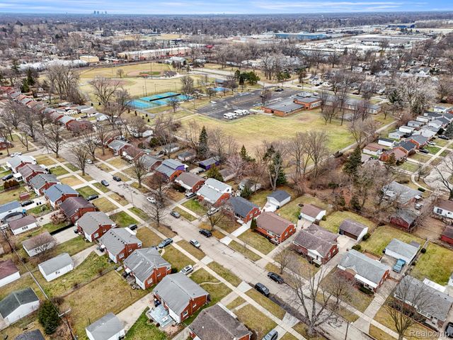 12076 Nathaline, Redford Charter Township, MI 48239