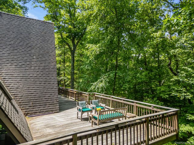 56 High Hill Road, Tuxedo Park, NY 10987