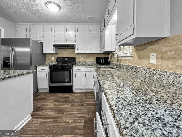 191 Aaron Court, Riverdale, GA 30274