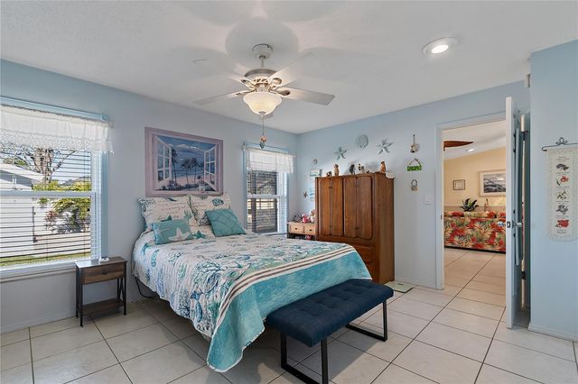 8297 100TH AVENUE, Seminole, FL 33777