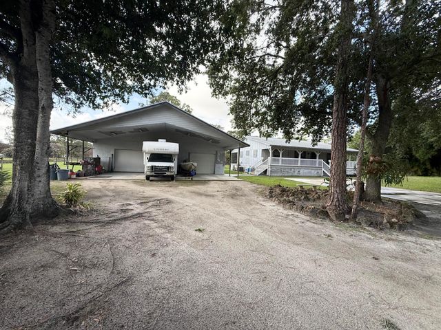 14800 99th Street N, West Palm Beach, FL 33412