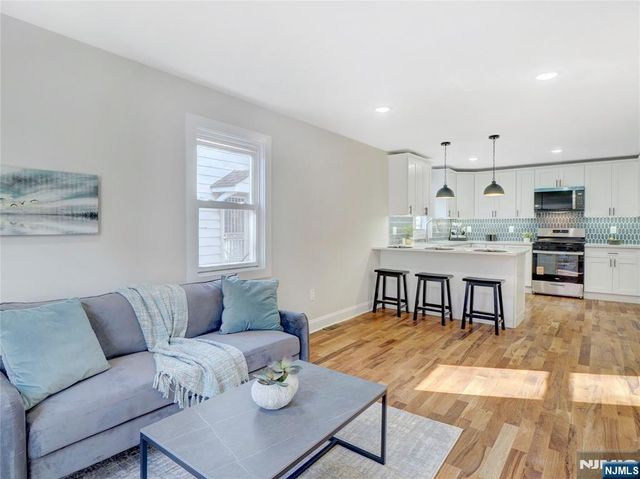 495 Clinton Street, East Orange, NJ 07018